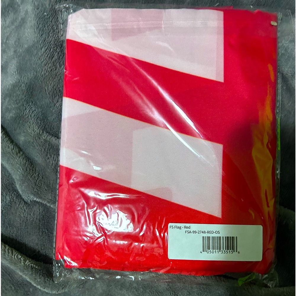 Full Send Red Flag - Picture 2 of 4